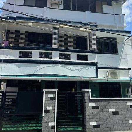 Kochi Cozy Haven 아파트 외부 사진